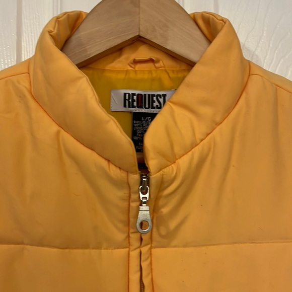 VINTAGE REQUEST PUFFY VEST - Picture 3 of 6